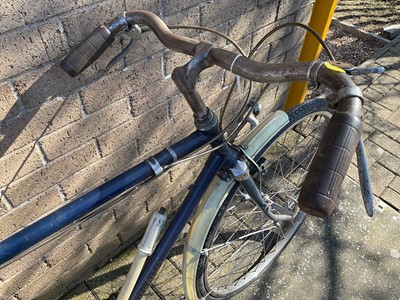 Lot 2690 - Vintage Sunbeam 'Wayfarer' bicycle