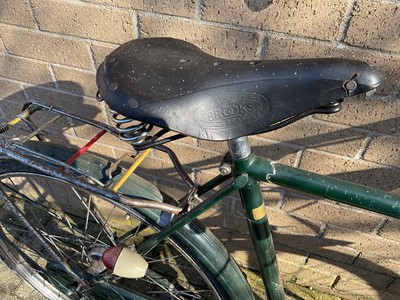 Lot 2698 - Vintage Raleigh Superbe bicycle in black painted finish.