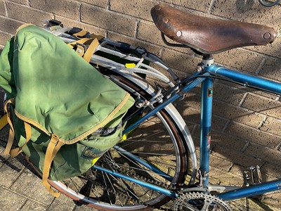 Lot 2704 - Vintage W. F. Holdsworth 'Mistral' racing type bicycle