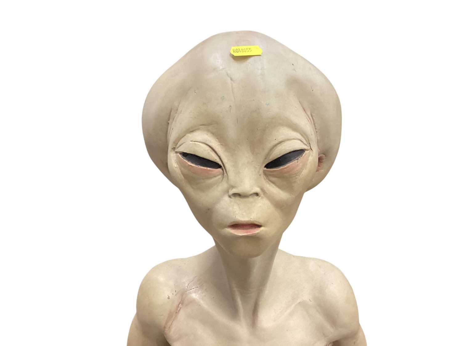 Lot 2535 - Moulded plastic alien figure, 50"