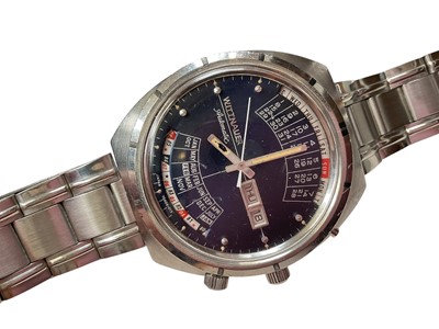 Lot 215 - Gentlemen's Wittnauer 2000 wristwatch in a stainless steel case with a blue dial and a day and date aperture at 3 o'clock, automatic movement, aftermarket strap.