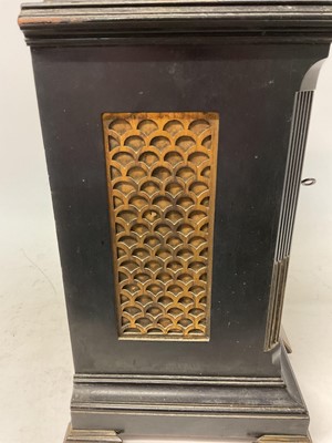 Lot 726 - Good quality 19th century bracket clock with brass arch dial, the movement with finely engraved back plate