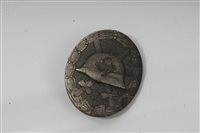 Lot 753 - Second World War Nazi 'wound' badge - Silverer-...