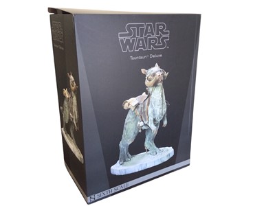 Lot 160 - Sideshow Star Wars Tauntaun Deluxe (part made up, possibly incomplete) with box (1)