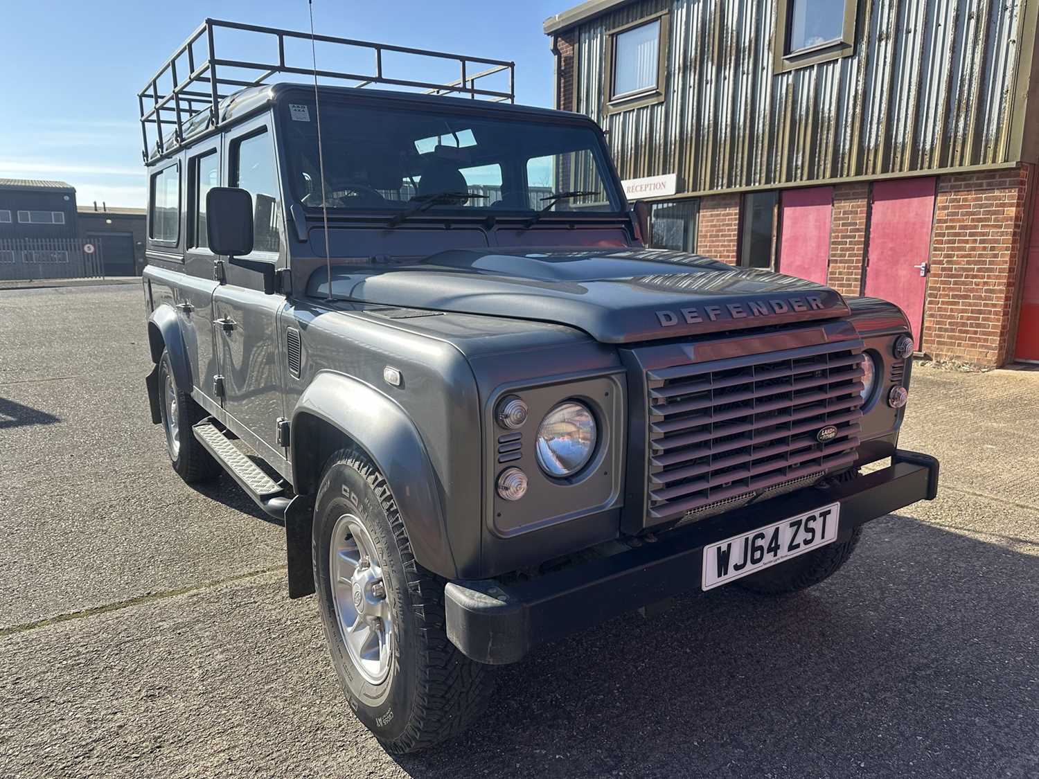 Defender Lwb Lot 74 - 2014 Land Rover Defender 110 LWB XS Station