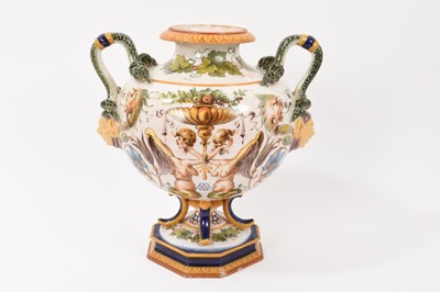 Lot 45 - Italian maiolica vase