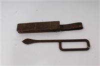 Lot 845 - First World War French 'nail' trench knife in...