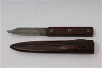 Lot 846 - Second World War S.O.E. fighting knife with...