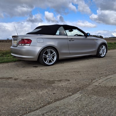 Lot 81 - 2008 BMW 118i SE 2.0 petrol, manual, 2-door convertible, reg. no. AO08 RRV