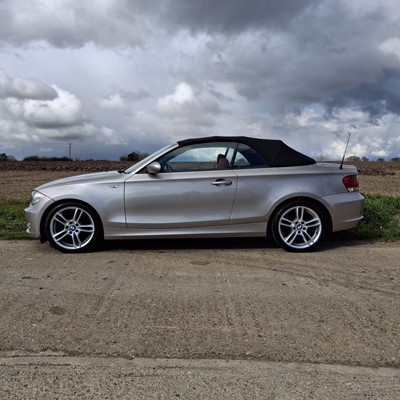 Lot 81 - 2008 BMW 118i SE 2.0 petrol, manual, 2-door convertible, reg. no. AO08 RRV