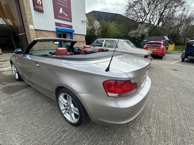 Lot 81 - 2008 BMW 118i SE 2.0 petrol, manual, 2-door convertible, reg. no. AO08 RRV
