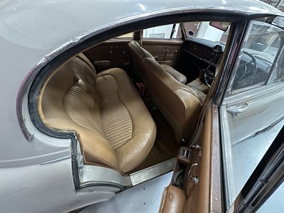 Lot 72 - 1969 Daimler Sovereign, 4235cc petrol, 4-door saloon, reg. no. WRC 455G