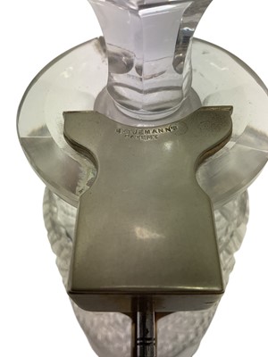 Lot 261 - Patent cut glass whisky decanter with lock
