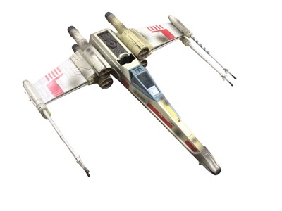 Lot 333 - Star Wars Y-Wing Fighter & two X-Wing Fighters, all constructed (3)