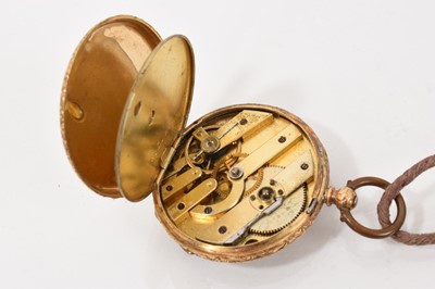 Lot 719 - 19th century gold cased fob watch