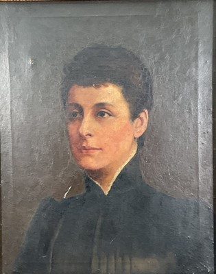 Lot 111 - Late 19th / Early 20th century English school oil on canvas - portrait of a lady, 51 x 40cm in gilt frame