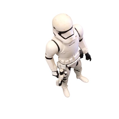 Lot 353 - Star Wars Jakks Pacific Inc large scale plastic action figures Darth Vader (no lightsaber) & Storm Trooper, both 800mm high