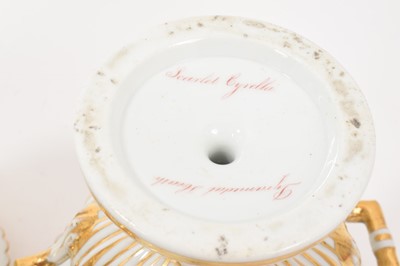 Lot 15 - Pair of Chamberlains Worcester porcelain tureens and covers