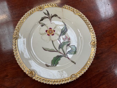 Lot 14 - Group of Chamberlains Worcester porcelain dessert ware