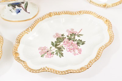 Lot 14 - Group of Chamberlains Worcester porcelain dessert ware