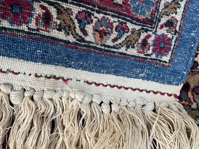 Lot 1477 - Fine Persian Kashan part silk rug