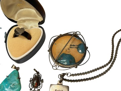 Lot 27 - Group of silver and white metal jewellery, within a wooden jewellery box