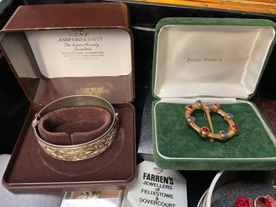 Lot 35 - Victorian leather jewellery box containing vintage costume jewellery and bijouterie including a 1970s silver bangle