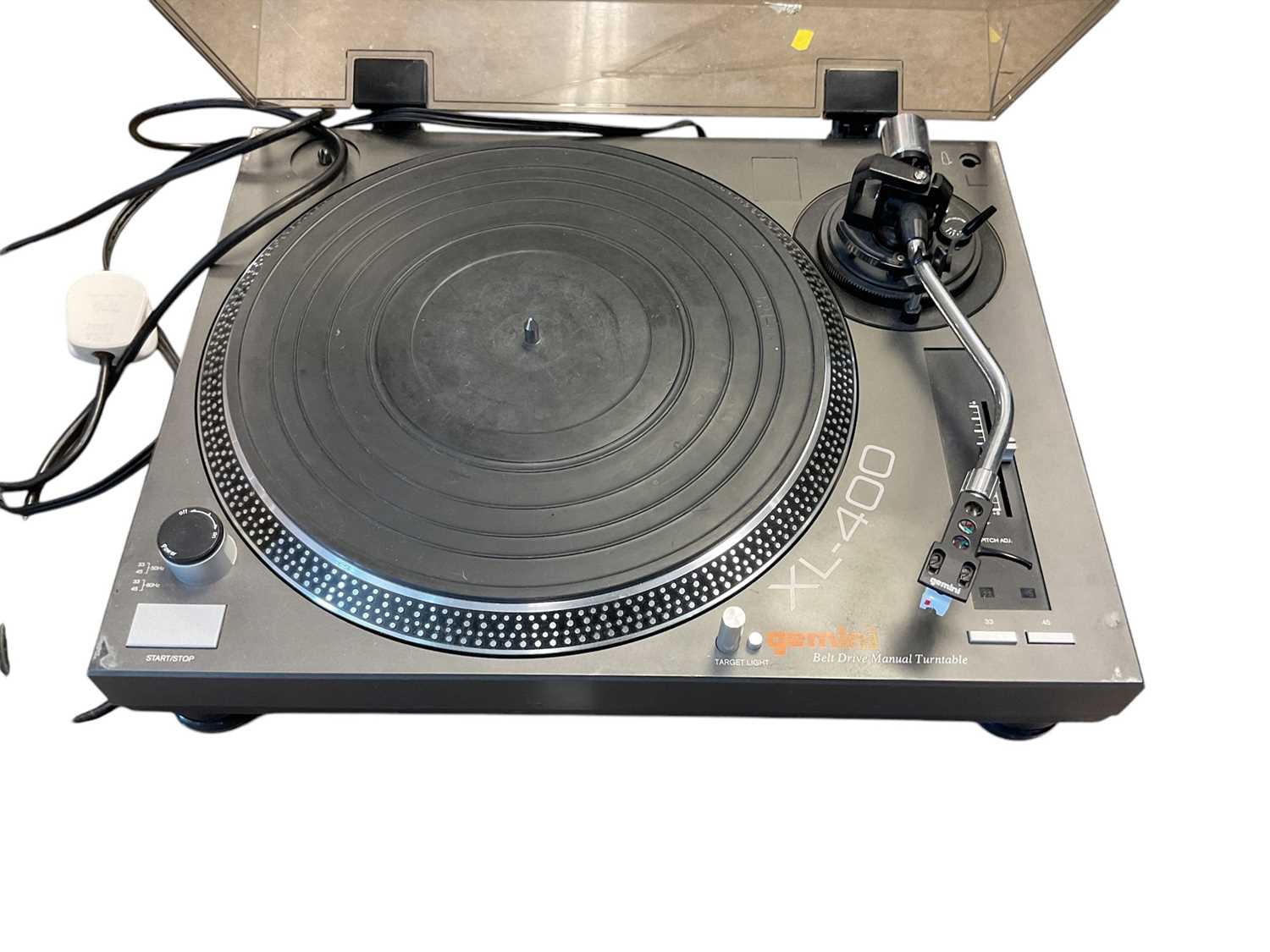 Lot 926 - Gemini XL-400 belt drive manual turntable