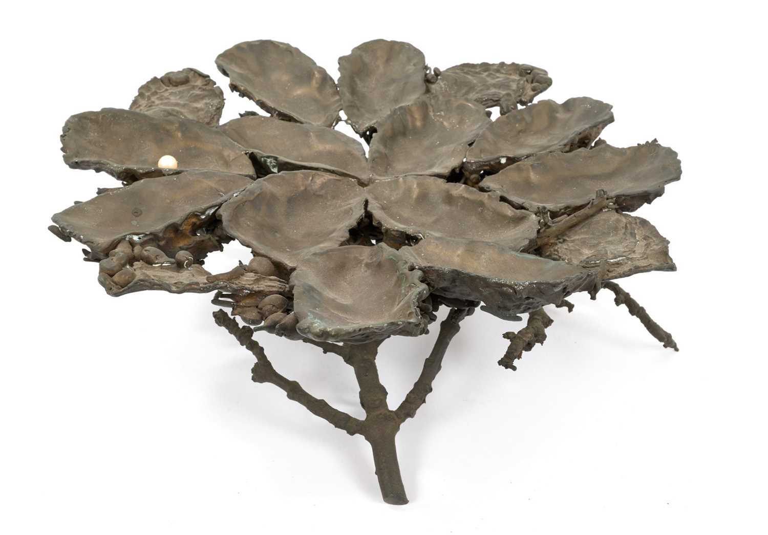 Lot 817 - Contemporary bronze oyster dish sculpture, apparently unsigned, 33cm wide
