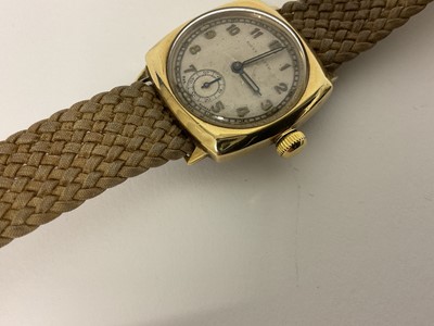 Lot 690 - 1930s Rolex Oyster 9ct gold cased gentlemen's wristwatch