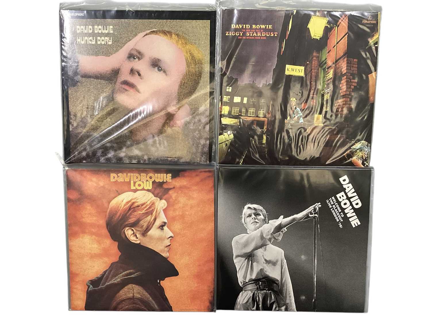 Lot 2205 - David Bowie LP Records including Bowie PinUps, Aladdin Sane, Hunky Dory, The Man who fell to Earth, Low, two picture discs and others (20)