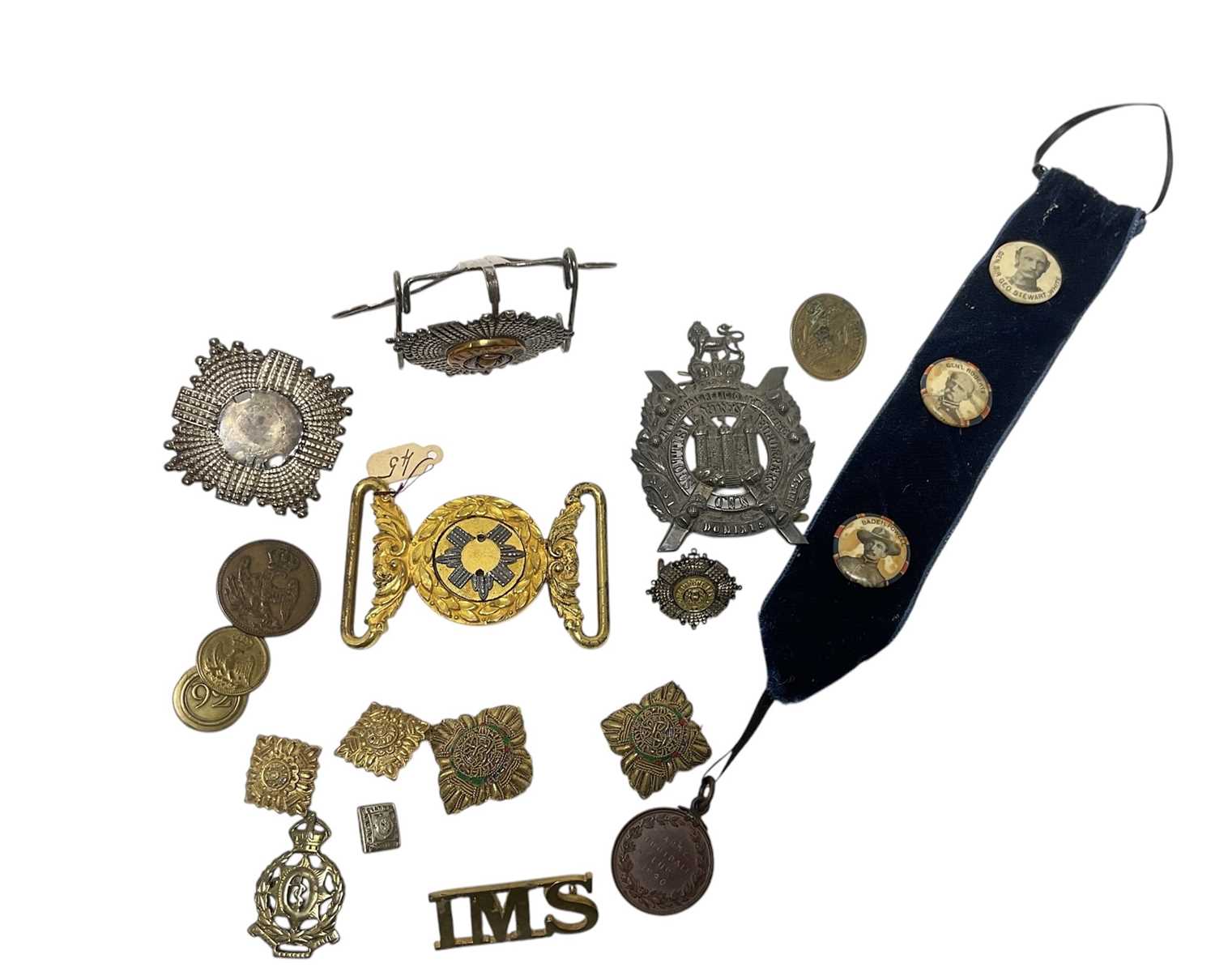 Lot 51 - Victorian King's Own Scottish Borderers silver officer's cap badge, together with an ormolu Scots Guards officers belt buckle, other Scots Guards badges and related militaria. Provena...