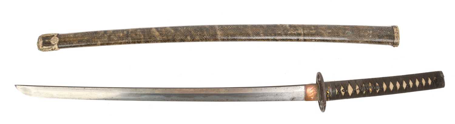 Lot 145 - Antique Japanese Wakasashi sword