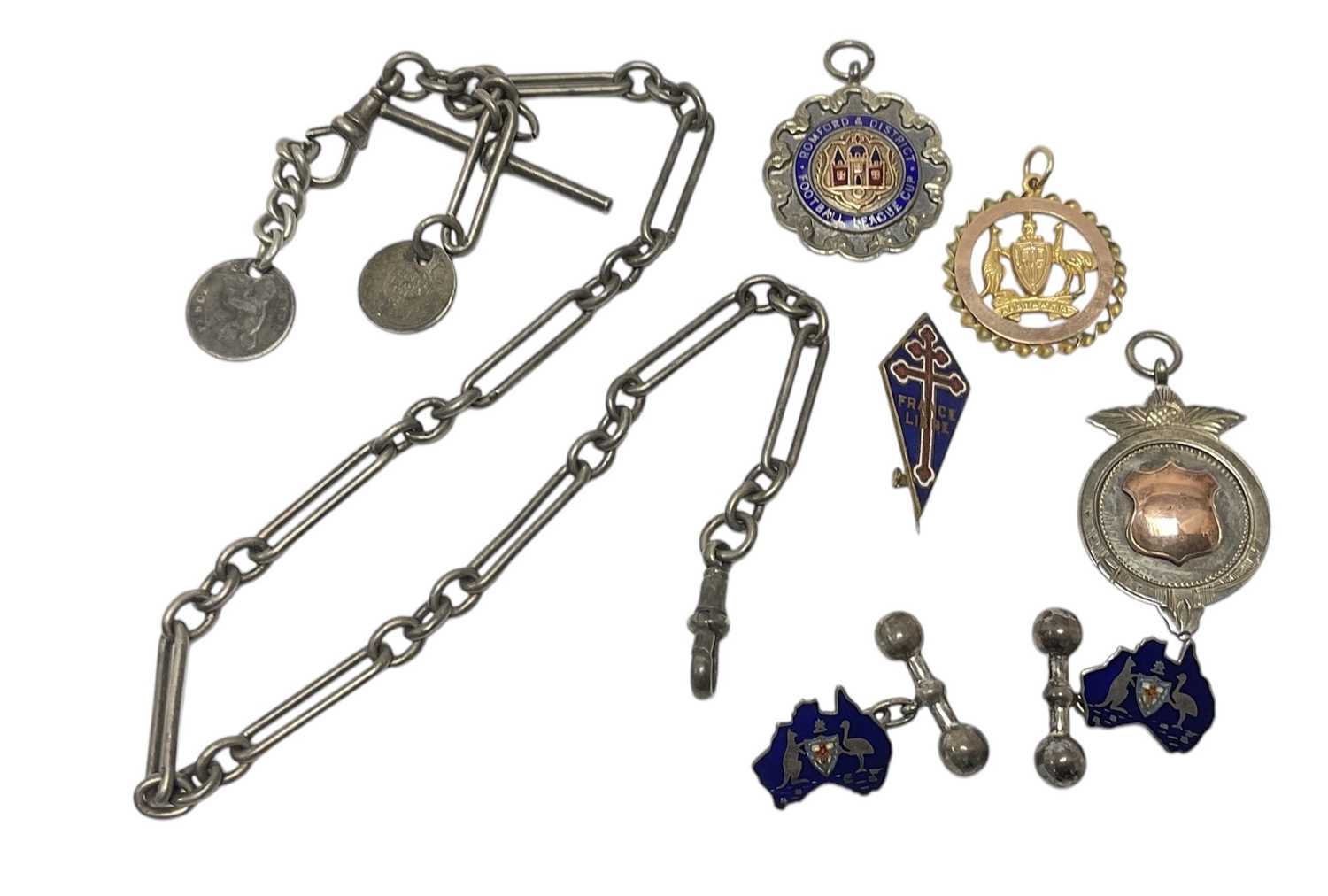 Lot 122 - Second World War Free French 'France Libre' enamel pin badge, stamped on reverse, reg. no. 83830, together with a 9ct gold Australian pendant and a pair of Australian silver and enamel cufflinks...