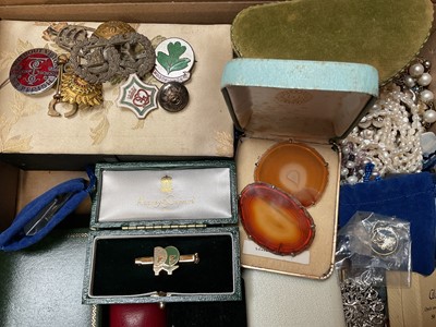 Lot 42 - Group of vintage costume jewellery, military badges etc
