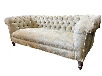 Lot 1533 - Victorian Chesterfield settee with buttoned upholstery on turned front legs, 193cm wide