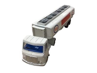 Lot 1544 - Dinky Toys Esso A.E.C. Fuel Tanker No.945 & Dinky Supertoys Shell-BP Leyland Octopus Fuel Tanker No.944, both boxed (2)