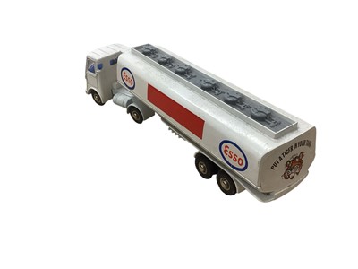Lot 1544 - Dinky Toys Esso A.E.C. Fuel Tanker No.945 & Dinky Supertoys Shell-BP Leyland Octopus Fuel Tanker No.944, both boxed (2)
