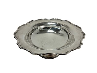 Lot 585 - Silver pedestal fruit bowl with shaped rim