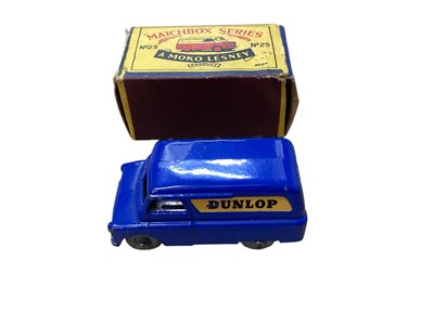Lot 1602 - Matchbox 1-75 Series (A Moko Lesney) Ambulance No.14, Berkeley Cavalier Caravan No.23 (x2), Bedford Dunlop Van No.25, Bedford Milk Float No.29, Volkswagen Matchbox International Express No.34 &am...