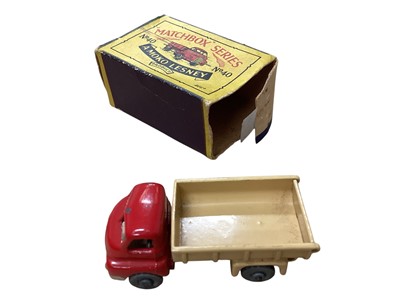 Lot 1602 - Matchbox 1-75 Series (A Moko Lesney) Ambulance No.14, Berkeley Cavalier Caravan No.23 (x2), Bedford Dunlop Van No.25, Bedford Milk Float No.29, Volkswagen Matchbox International Express No.34 &am...