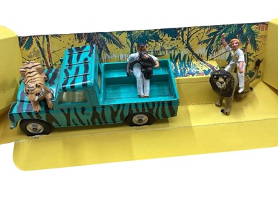 Lot 1650 - Corgi Toys The Avengers Gift Set 40, Daktari Gift Set 7, The Green Hornet "Black Beauty" No.268, The Saint Car No.258 & Man from U.N.C.L.E No.497, all in reproduction boxes (5)