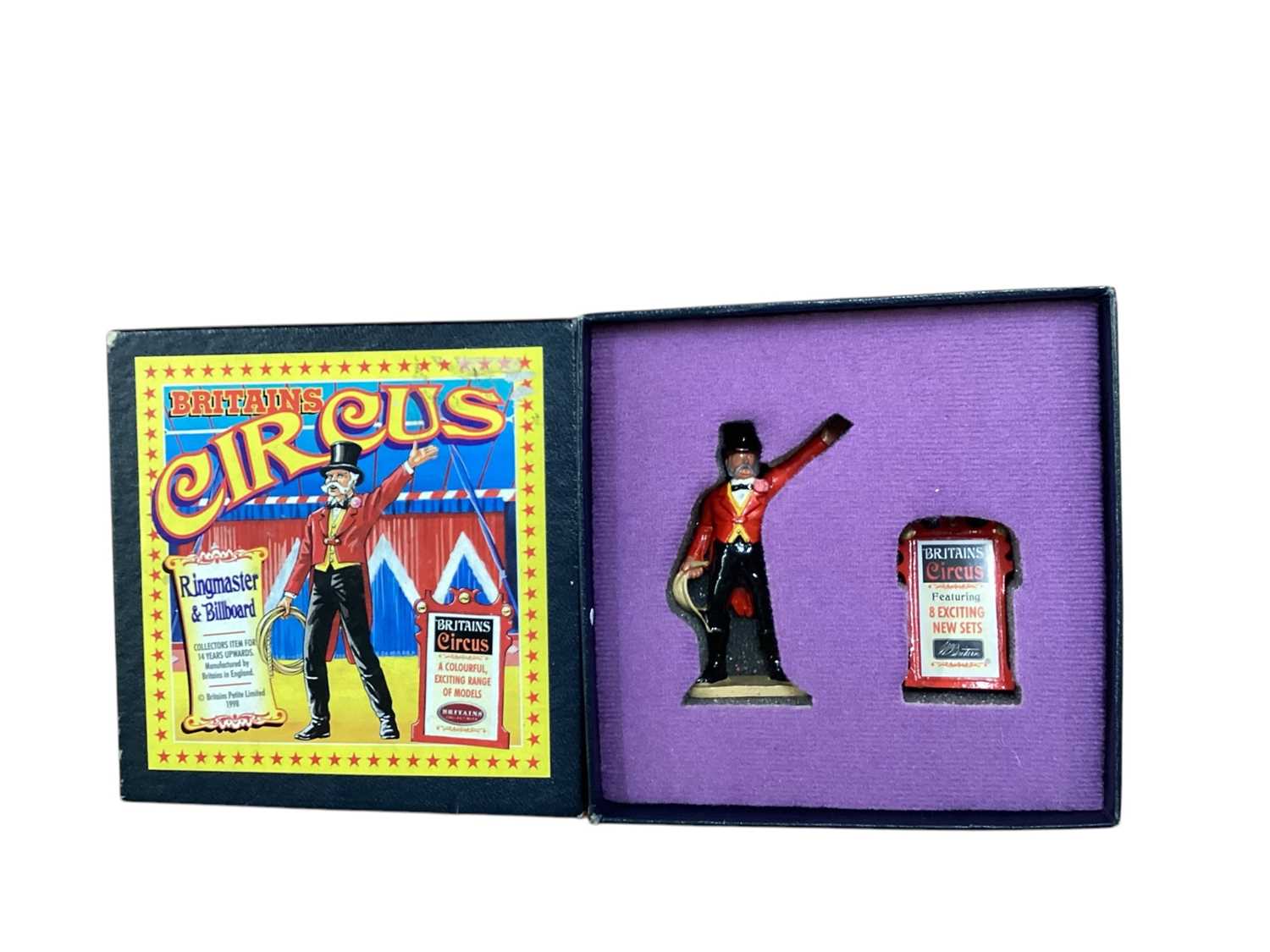 Lot 1664 - Britains Circus Street Parade Diorama with processional vehicle & adaptor, boxed (no interior packaging) No.08673 (1)