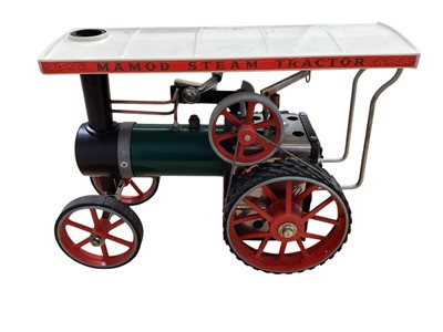 Lot 1667 - Mamod TE1A live steam traction engine (stemming rod missing) and Lumber Trailer LW1, both boxed (2)