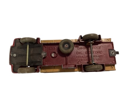 Lot 1826 - Dinky Supertoys Bedford Articulated Lorry No.521 & Guy 4-Ton Lorry No.511 and Dinky Toys Big Bedford Lorry, original boxes (worn) (3)