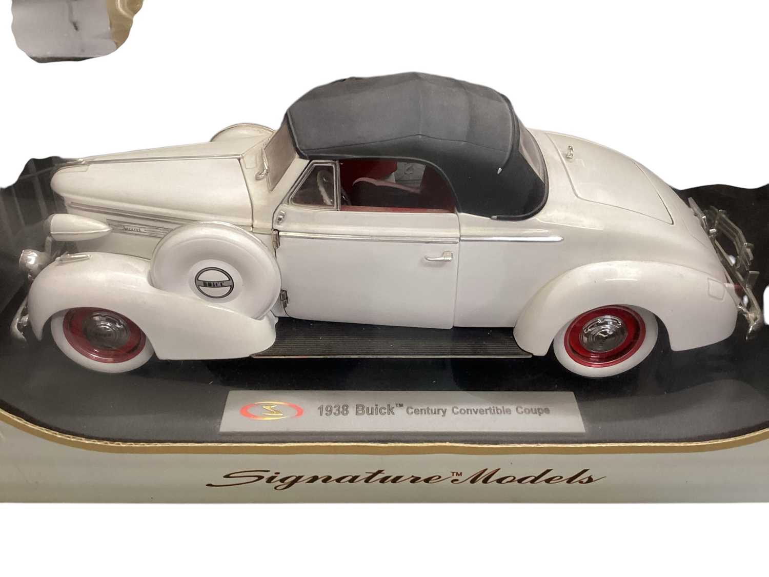 Lot 1835 - Signature Models 1:18 scale vintage cars including 1938 Buick Century Convertible Coupe, 1934 Aston Martin Le Mans Team Car & 1934 Aton Martin Mark II, in window boxes (3)