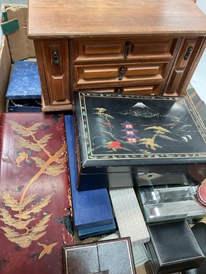 Lot 57 - Large collection of vintage costume jewellery including Scottish brooches, micro mosaic, jewellery boxes etc