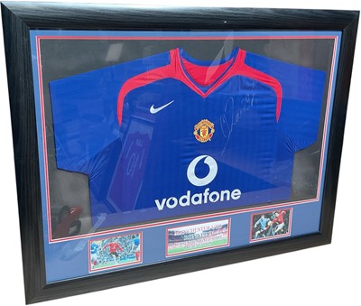 Lot 379 - Cristiano Ronaldo signed Manchester United shirt, framed, with certificate of authenticity