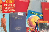 Lot 2527 - Children's and teenage annuals -...