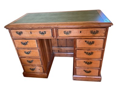 Lot 1242 - Antique pine desk